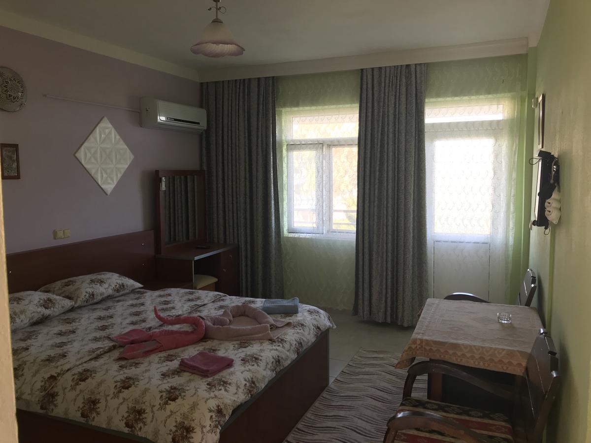 Hotel Gruen Kızılot Bagian luar foto